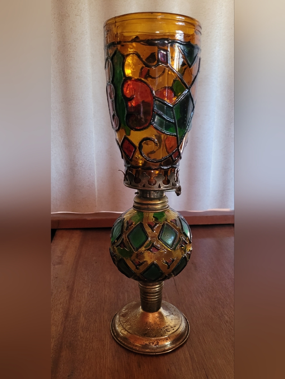 Vintage Stained Glass Style Amber Table Oil Lamp (114)